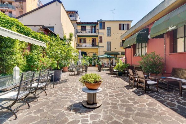 negozio in vendita a Milano in zona Casoretto