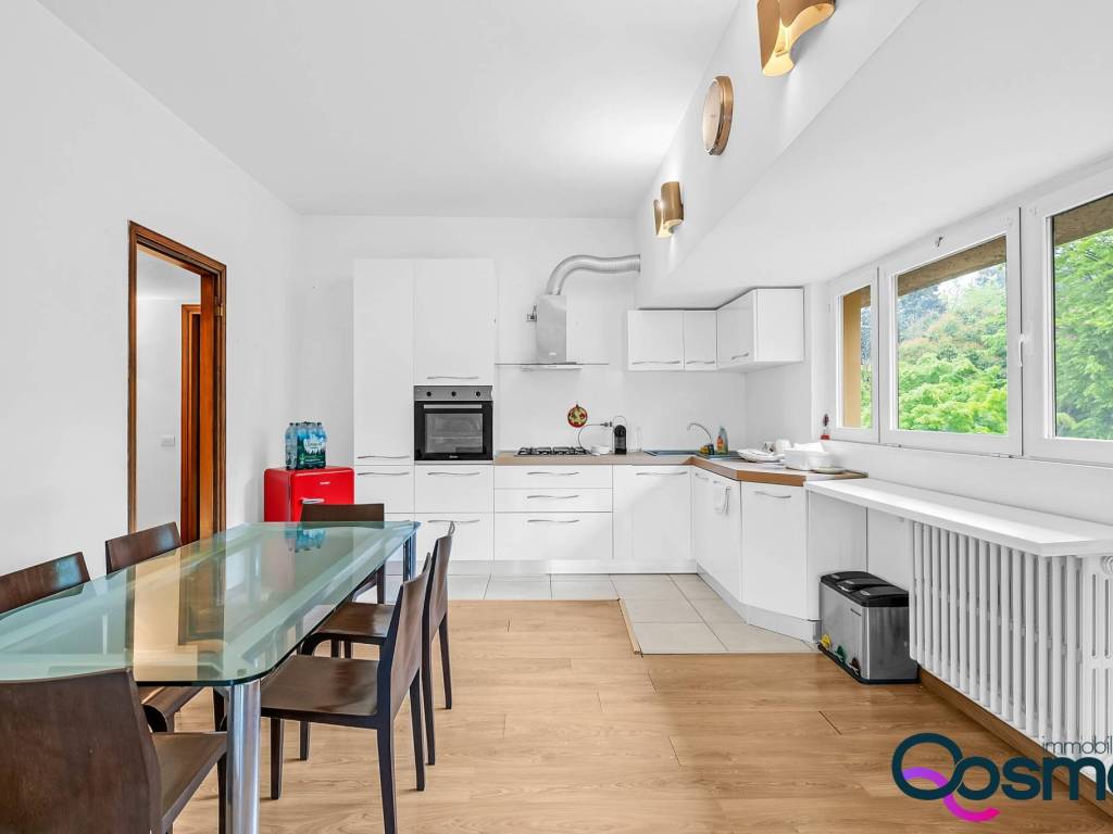 appartamento in vendita a Milano in zona QT8