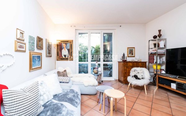 casa indipendente in vendita a Milano in zona Lambrate