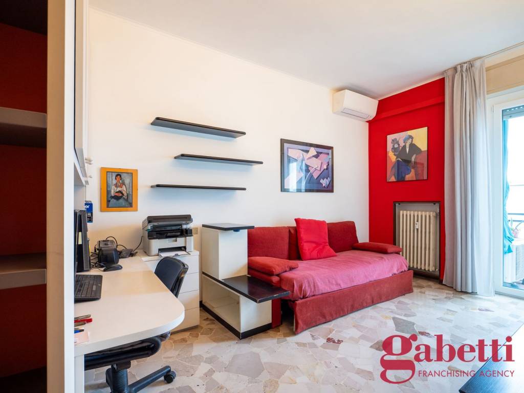 appartamento in vendita a Milano in zona Città Studi