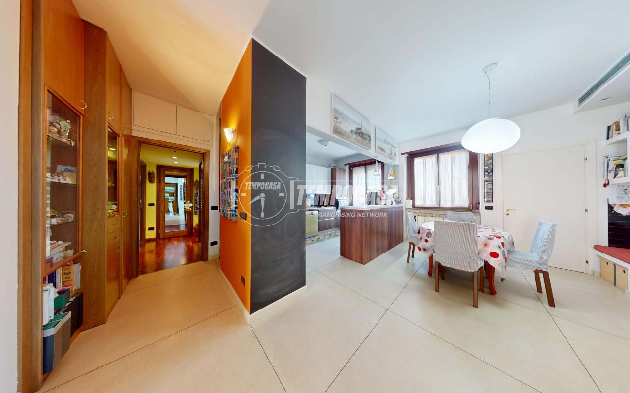 appartamento in vendita a Milano in zona Ghisolfa