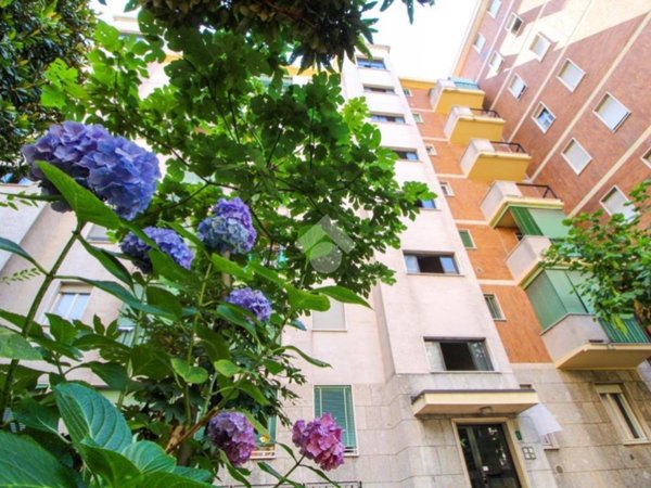 appartamento in vendita a Milano in zona Niguarda