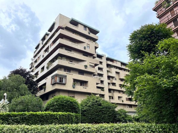 appartamento in vendita a Milano in zona Solari