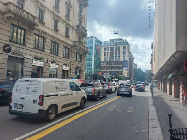 negozio in vendita a Milano in zona Porta Garibaldi