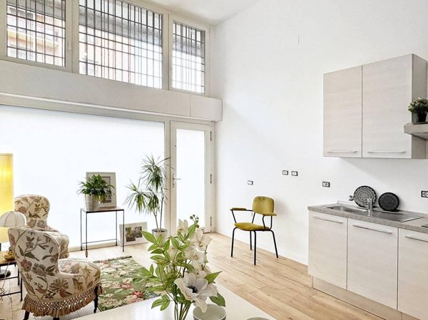 appartamento in vendita a Milano in zona Barona