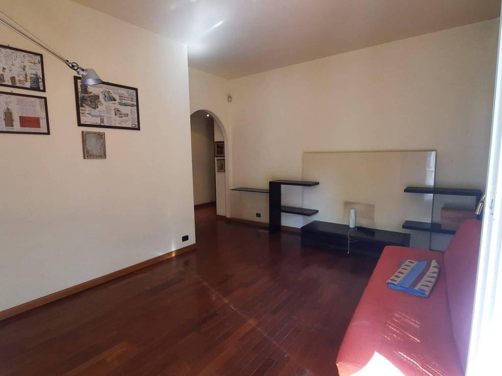 appartamento in vendita a Milano in zona Barona
