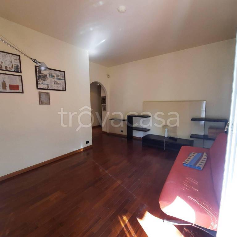 appartamento in vendita a Milano in zona Famagosta