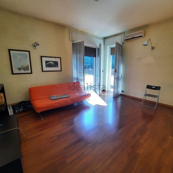 appartamento in vendita a Milano in zona Famagosta