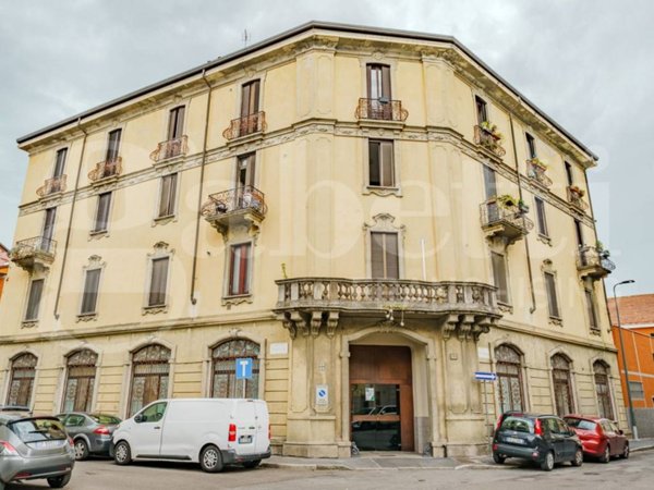 appartamento in vendita a Milano in zona Precotto