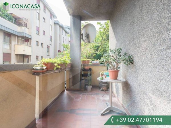 appartamento in vendita a Milano in zona Isola