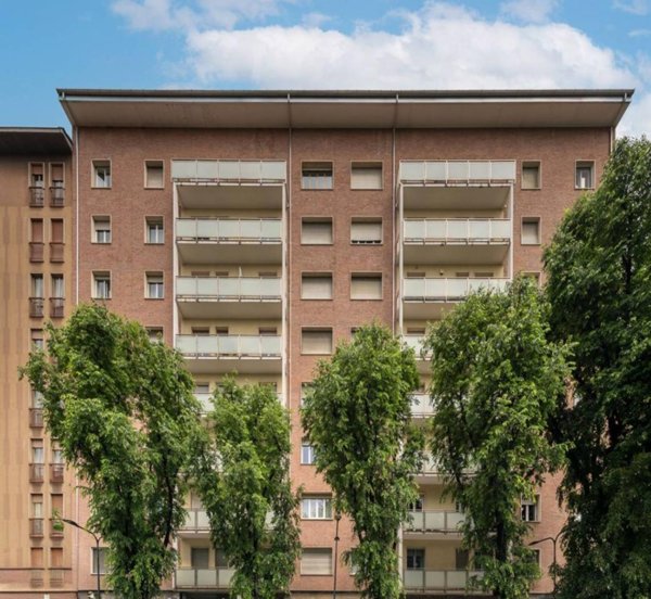 appartamento in vendita a Milano in zona Isola