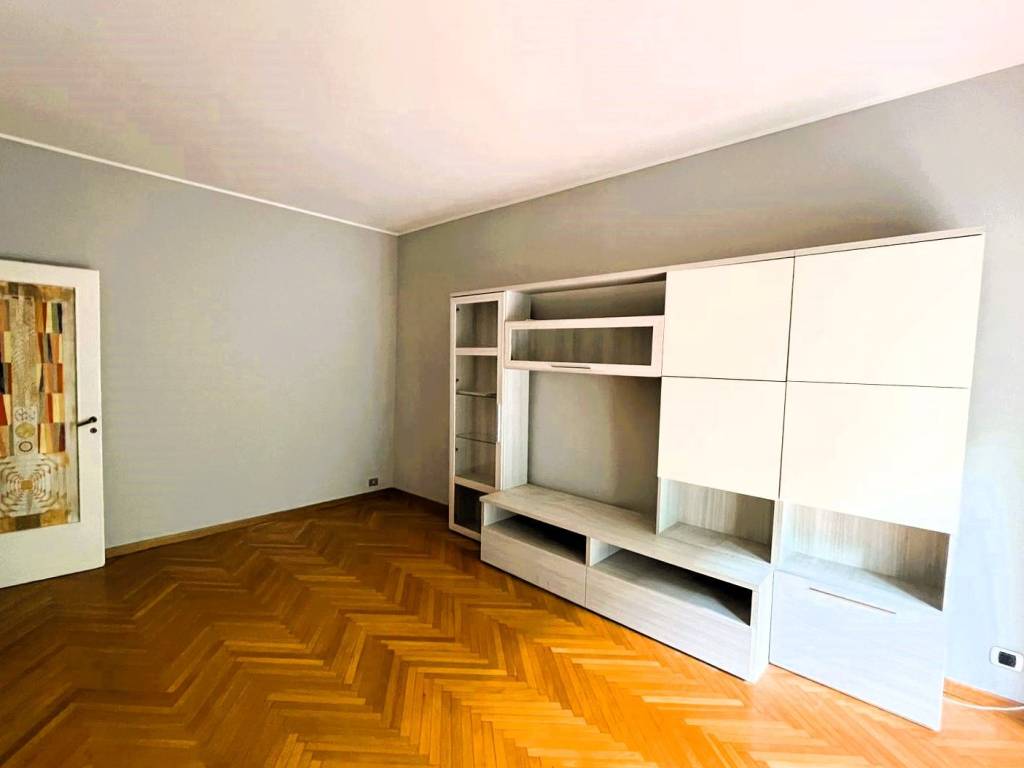 appartamento in vendita a Milano in zona Maggiolina