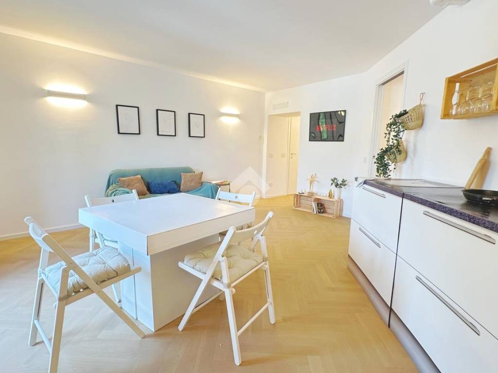 appartamento in vendita a Milano in zona Brera