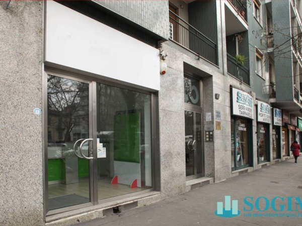 negozio in vendita a Milano in zona Città Studi