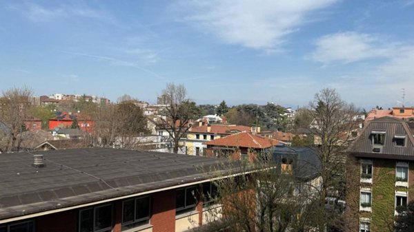 appartamento in vendita a Milano in zona Maggiolina