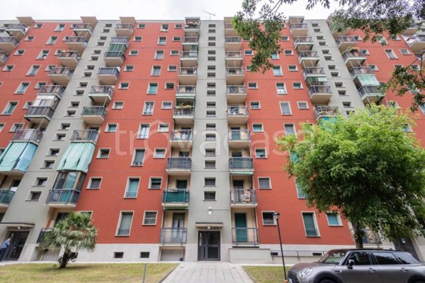 appartamento in vendita a Milano in zona Gratosoglio