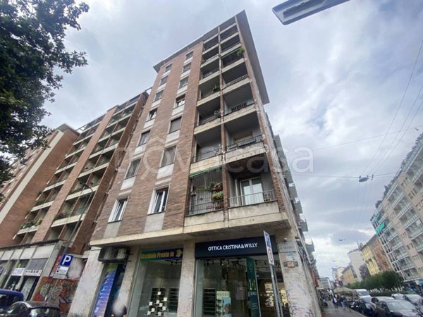appartamento in vendita a Milano in zona Loreto
