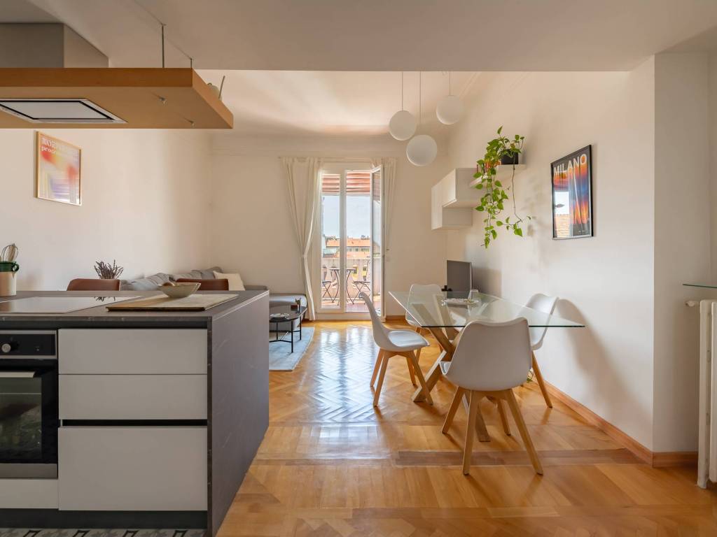 appartamento in vendita a Milano in zona Città Studi