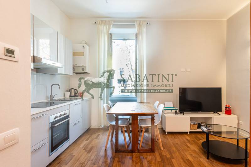 appartamento in vendita a Milano in zona Loreto