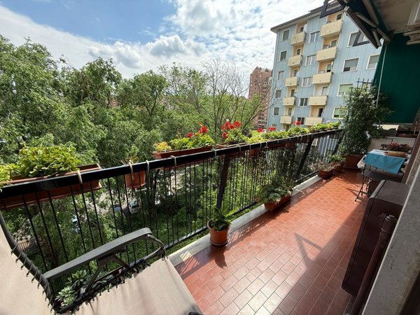 appartamento in vendita a Milano in zona Ronchetto sul Naviglio