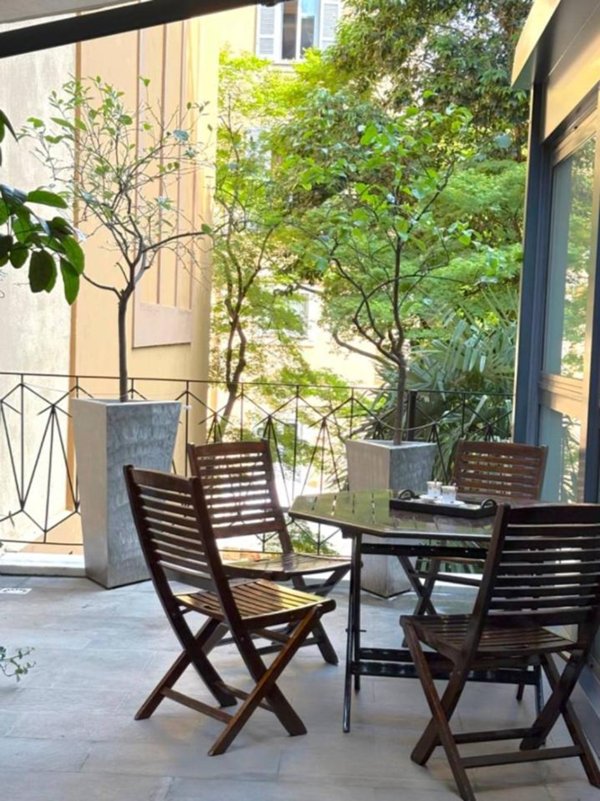 appartamento in vendita a Milano in zona Cadorna