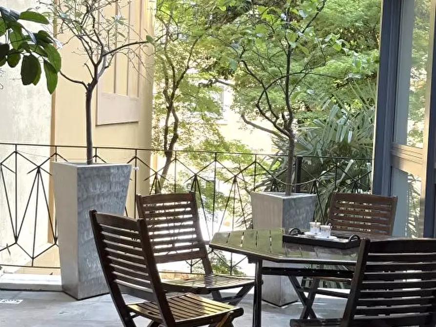 appartamento in vendita a Milano in zona Cadorna