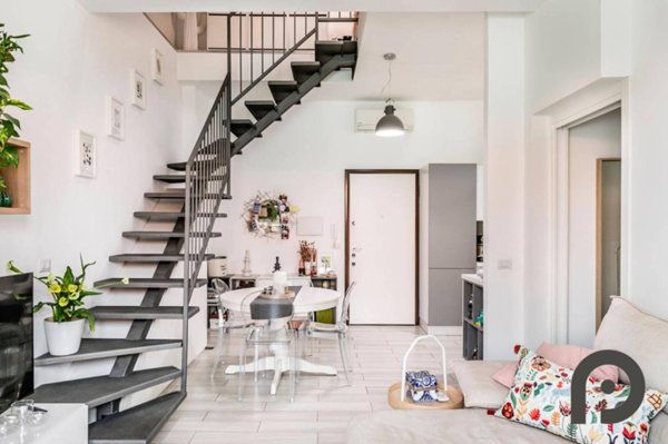 appartamento in vendita a Milano in zona Gorla