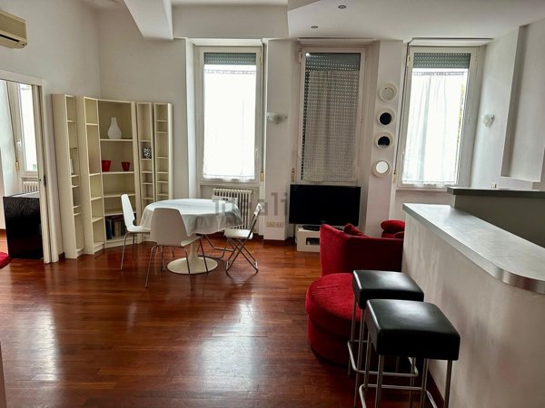 appartamento in vendita a Milano in zona Vigentino