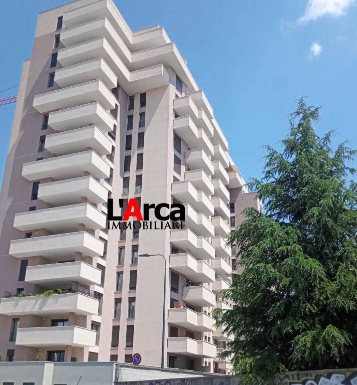 appartamento in vendita a Milano in zona Affori