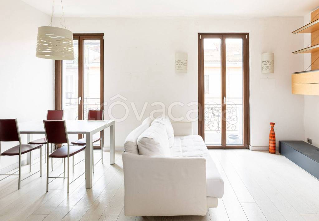 appartamento in vendita a Milano in zona Isola