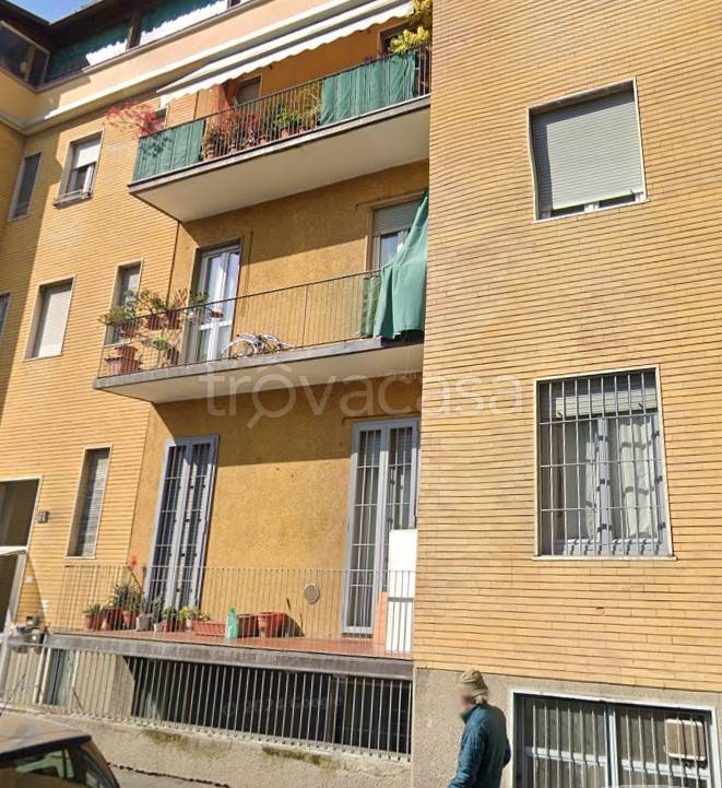 negozio in vendita a Milano in zona Turro