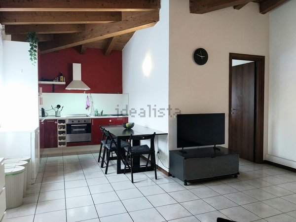 appartamento in vendita a Milano in zona Forlanini