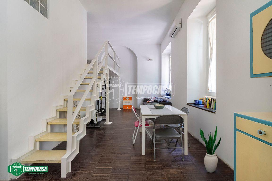 appartamento in vendita a Milano in zona Loreto