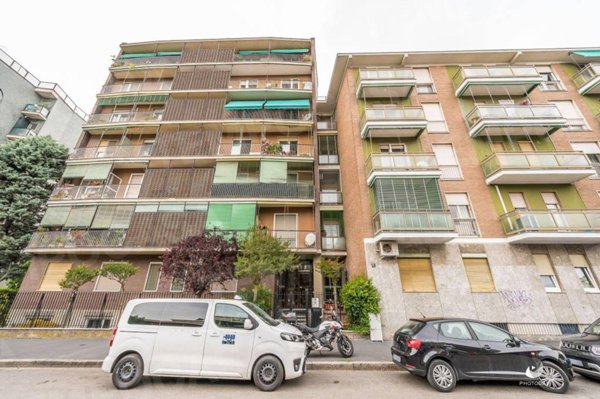 appartamento in vendita a Milano in zona Vigentino