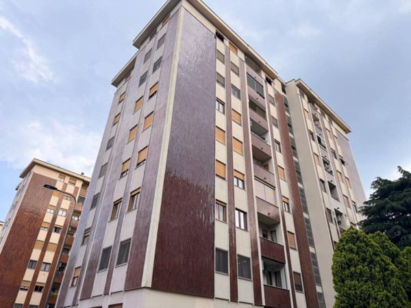 appartamento in vendita a Milano in zona Bruzzano