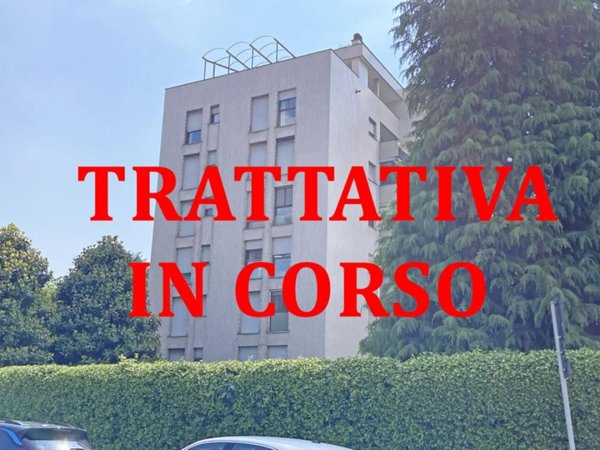 appartamento in vendita a Milano in zona Piazzale Lodi