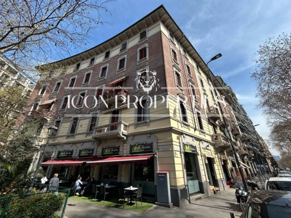 negozio in vendita a Milano in zona Bullona