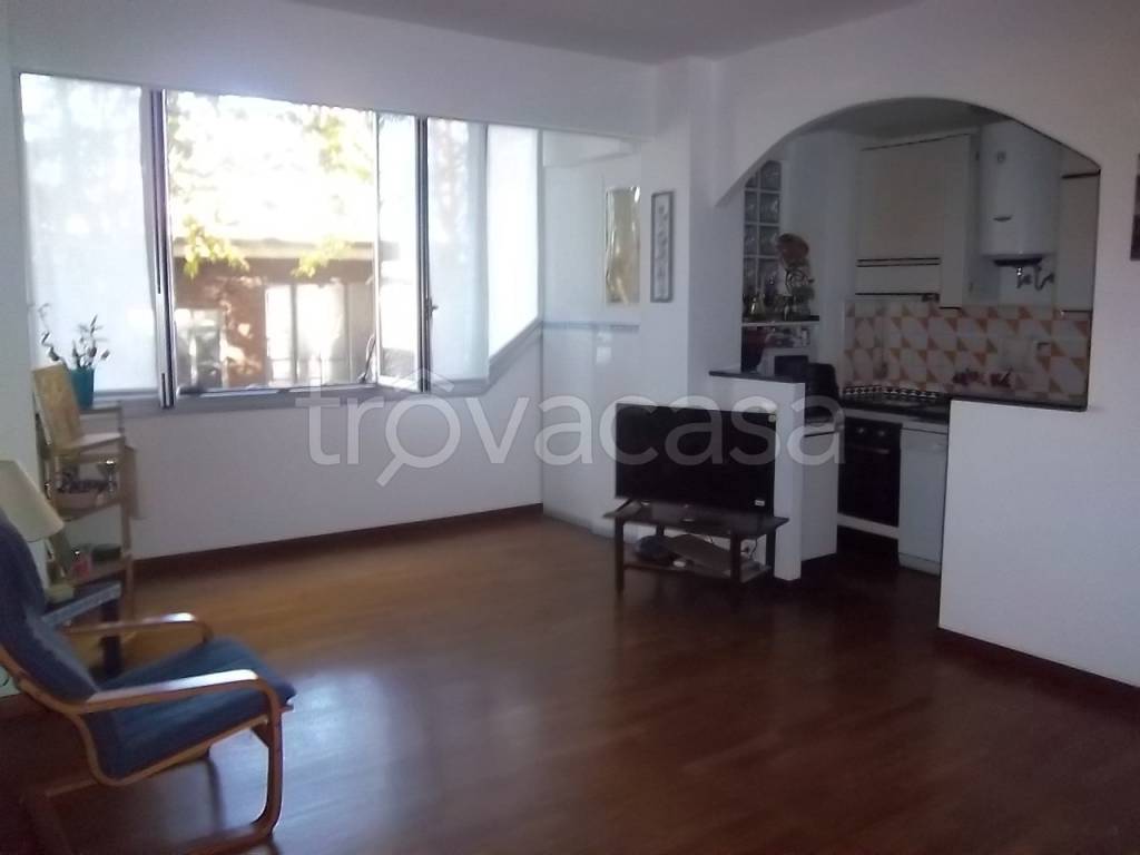 appartamento in vendita a Milano in zona QT8