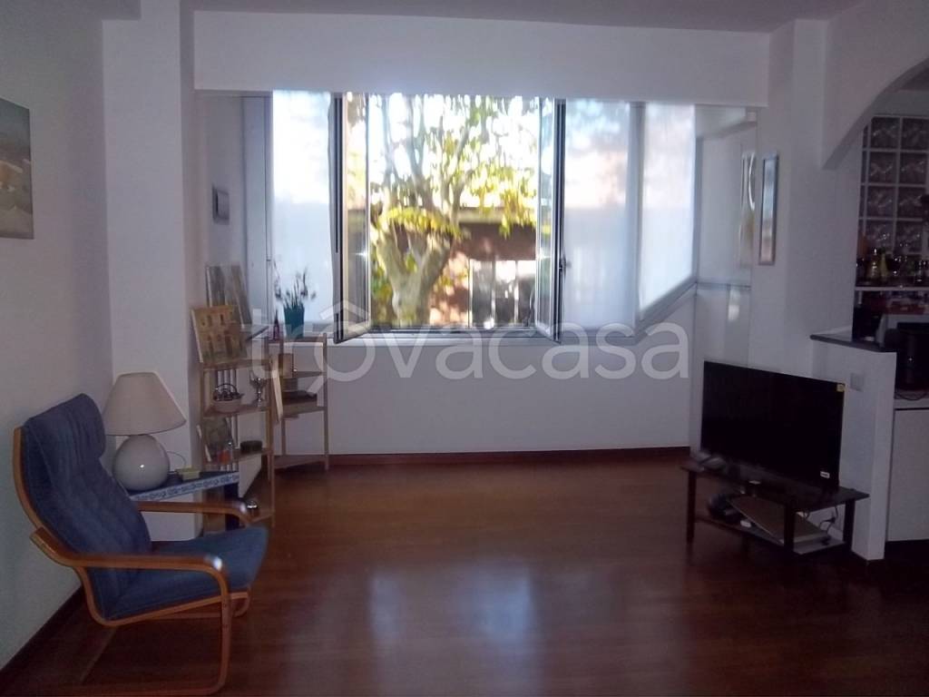 appartamento in vendita a Milano in zona Il Portello