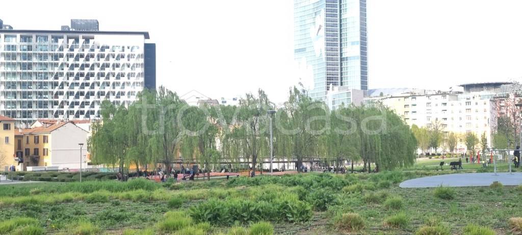 appartamento in vendita a Milano in zona Isola