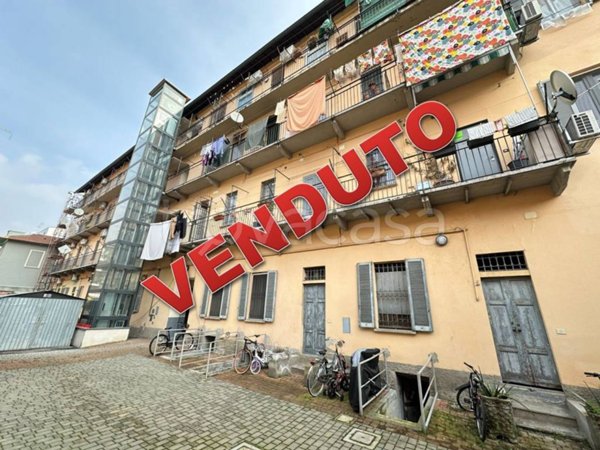 appartamento in vendita a Milano in zona Vigentino