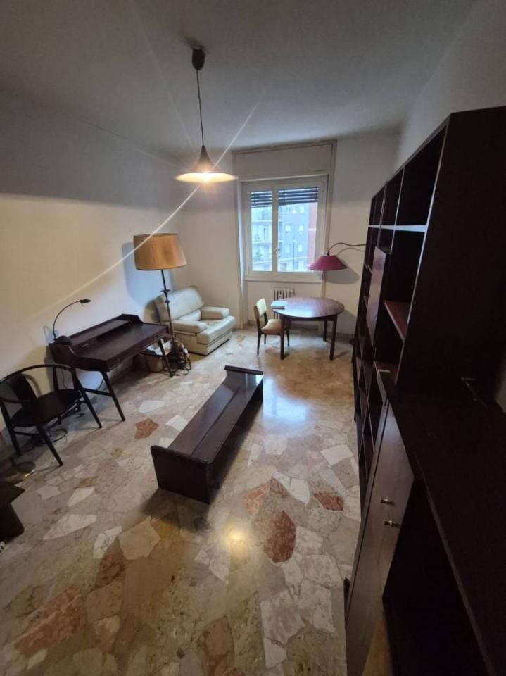 appartamento in vendita a Milano in zona Sempione