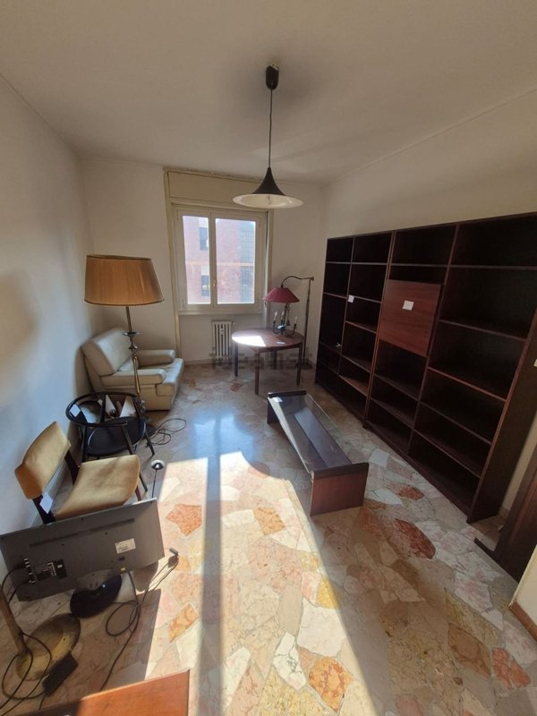 appartamento in vendita a Milano in zona Sempione