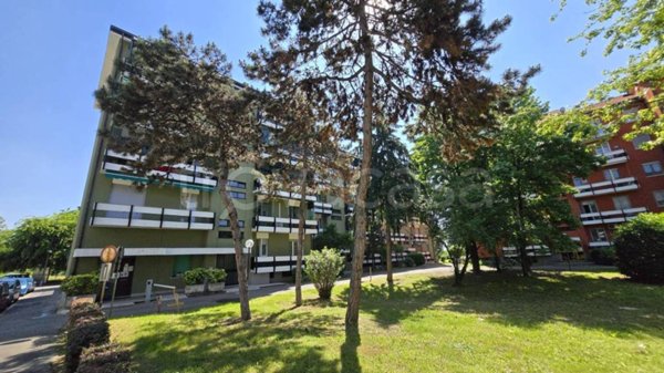 appartamento in vendita a Milano in zona Quarto Oggiaro