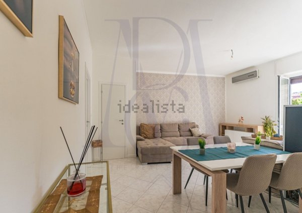 appartamento in vendita a Milano in zona Il Portello