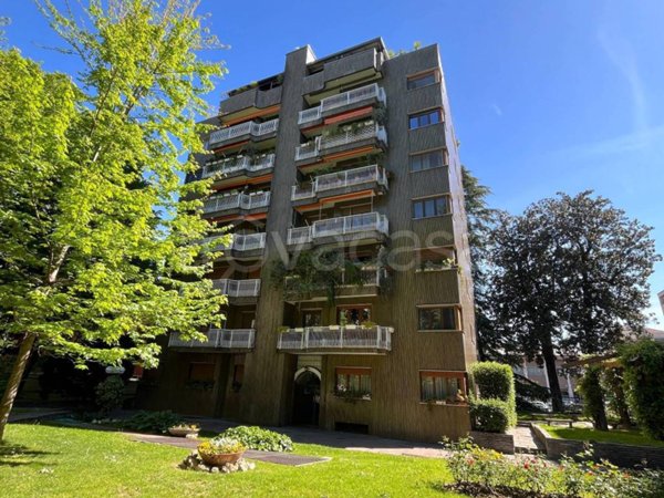 appartamento in vendita a Milano in zona Vigentino