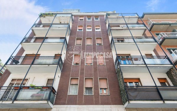 appartamento in vendita a Milano in zona Calvairate