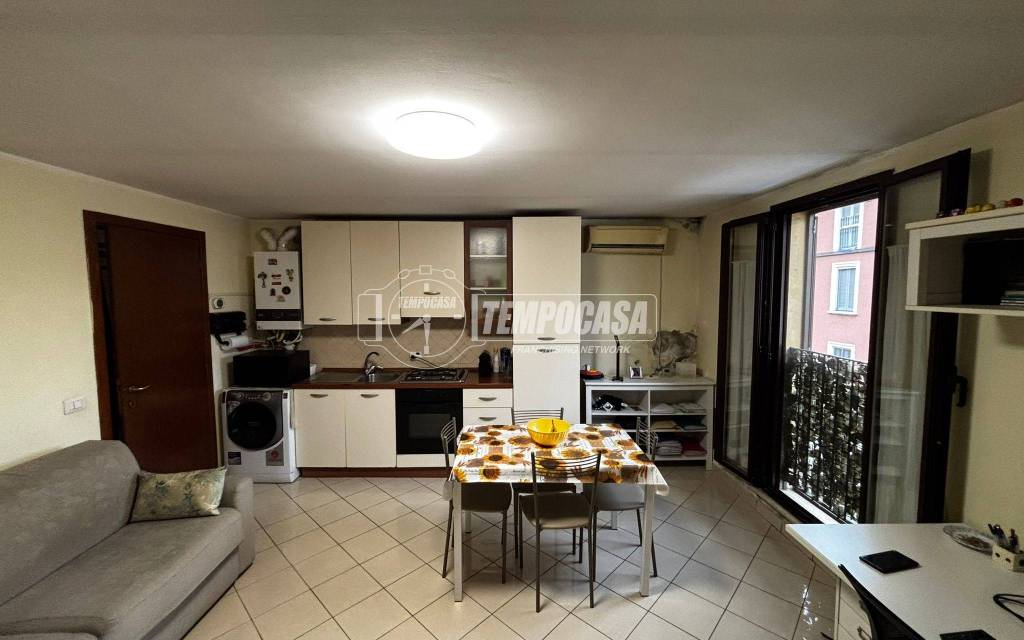 appartamento in vendita a Milano in zona Crescenzago