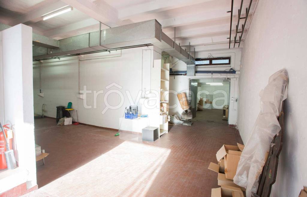 casa indipendente in vendita a Milano in zona Rogoredo