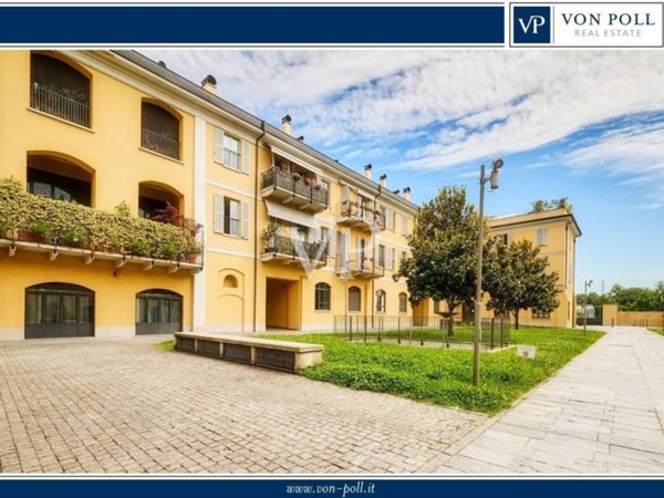 appartamento in vendita a Milano in zona Barona